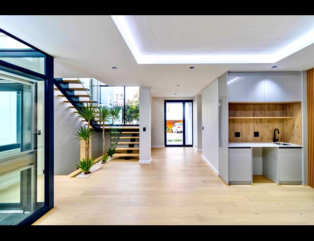 4 BEDROOM HOUSE FOR SALE IN BIG BAY